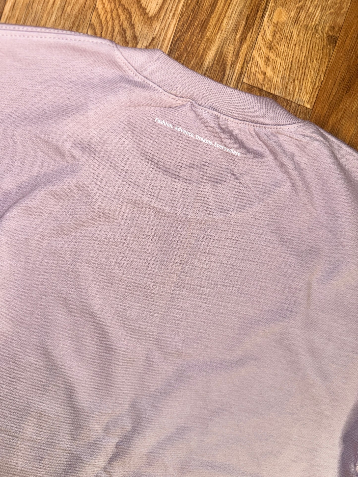 LE- Spring Fling Crew Neck