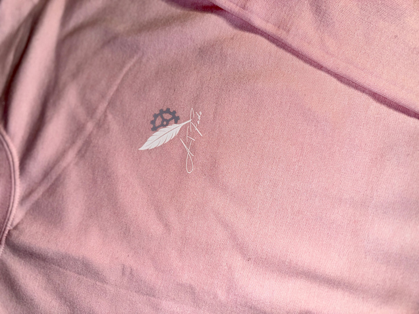 LE- Spring Fling Crew Neck